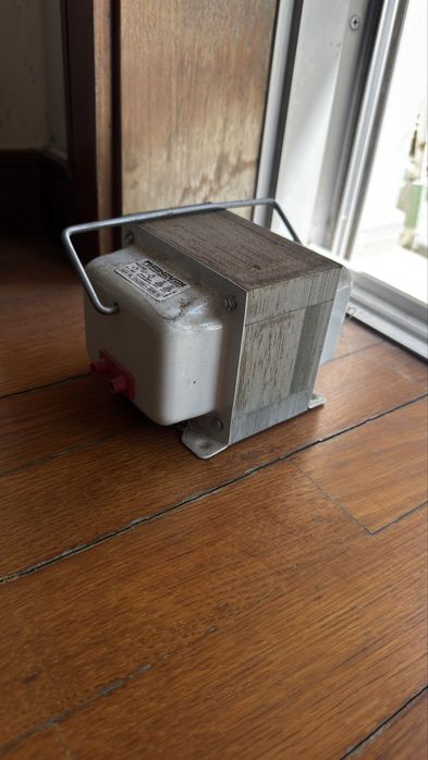 Transformador 220 para 110