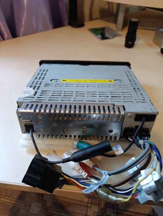 Продается автомагнитола PROLOGY 4x50w