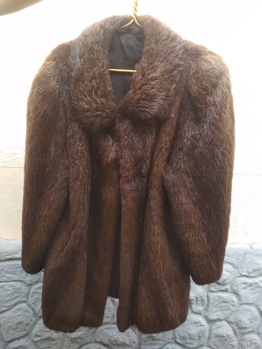 Продам полушубок, нутрия