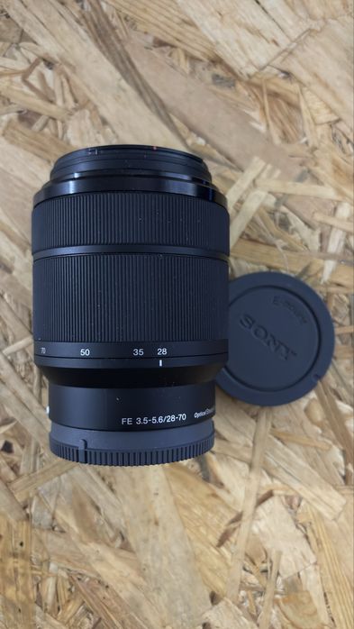 Lente Sony FE 28-70mm