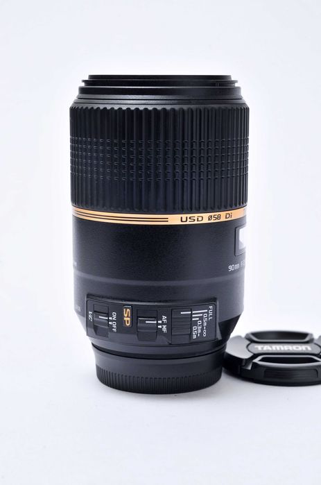 Tamron SP 90mm f/2.8 USD DI VC para Nikon F ou Z (com adaptador)