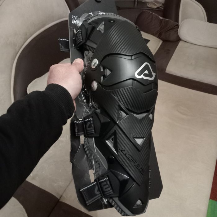 Наколенники ASERBIS