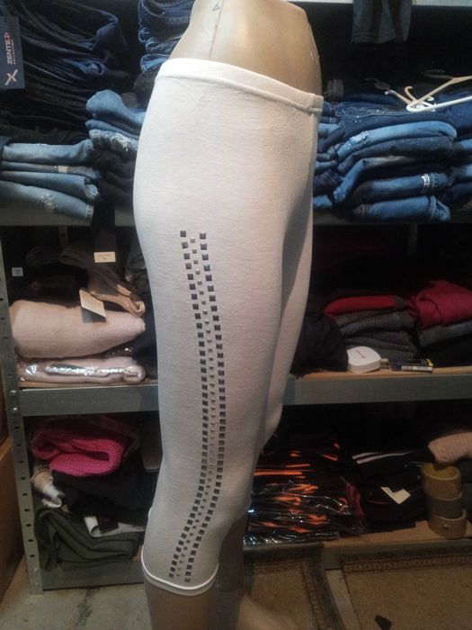 Leginsy 3/4 z cekinami