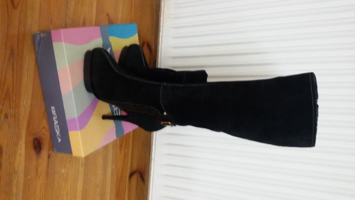 сапоги женские демис замшевые черные,голенища стрейчевые,модно и удобн