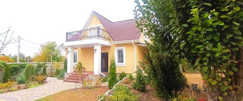 Продам будинок ,14 км від Харкова з ремонтом (код 5217)