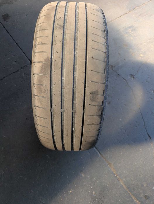 Pneus carro 225 40 19 Bridgestone