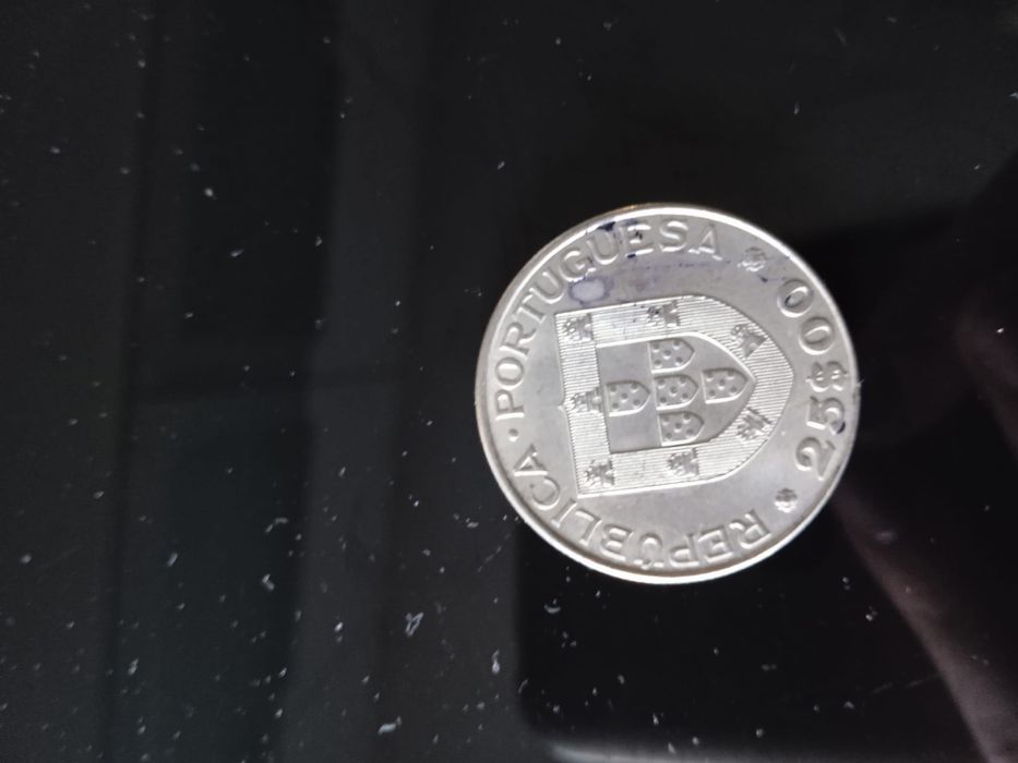 Moeda 25 escudos 1981 Ano Internacional dos Deficientes