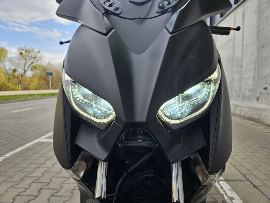 Максі скутер Yamaha Xmax 250 з Японії