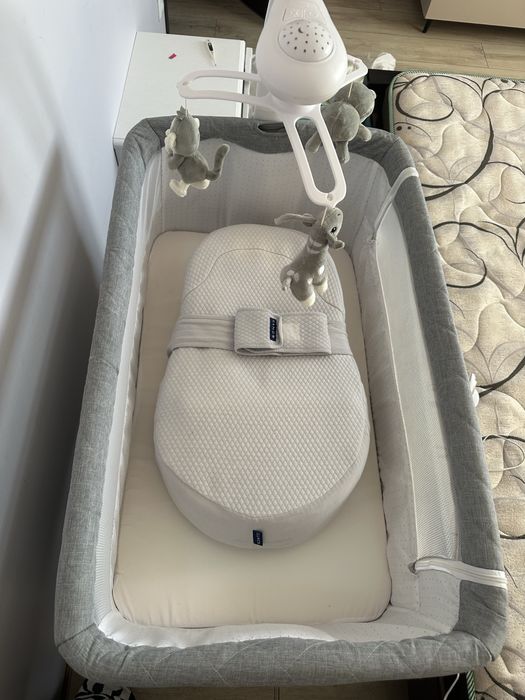 Продам дитяче ліжечко-люлька Carrello Bloom в подарунок кокон