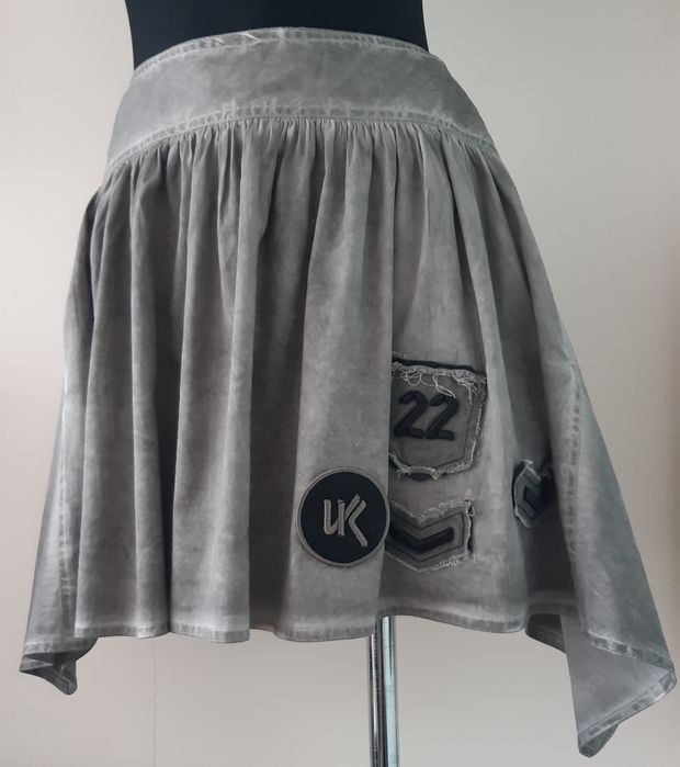 Lidia Kalita spódniczka mini z koła asymetryczna