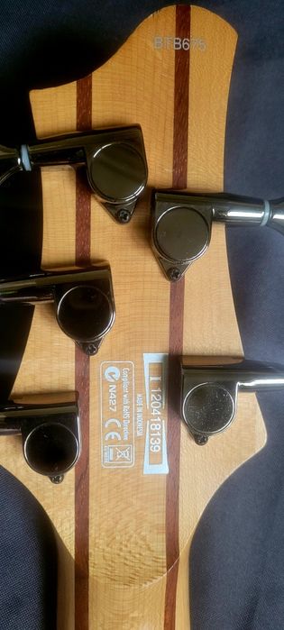 Gitara basowa Ibanez BTB675, 5 strun NTB