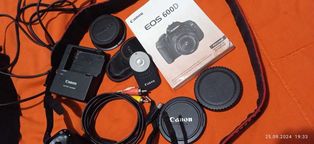 Зеркальная камера CANON D600+18-135