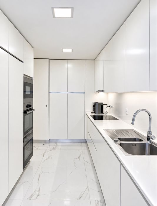 Apartamento T3 de Luxo em Porto Salvo, Oeiras 3 Suites | Ampla Varanda | Estacionamento | Classe A+