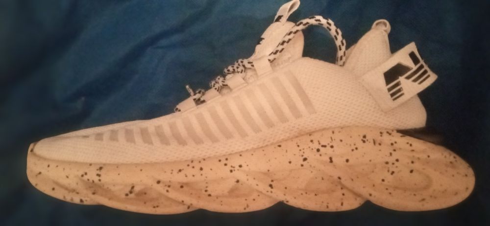 Продам кросівки Nike