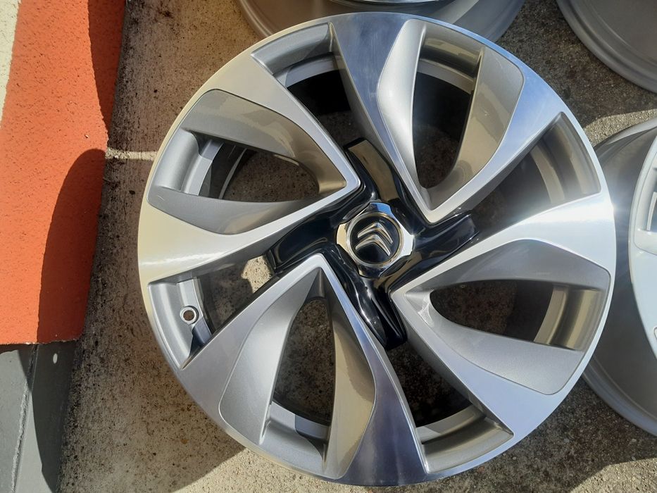 felgi aluminiowe 18 oryginalne citroen ds 4x108 8jx18 et27