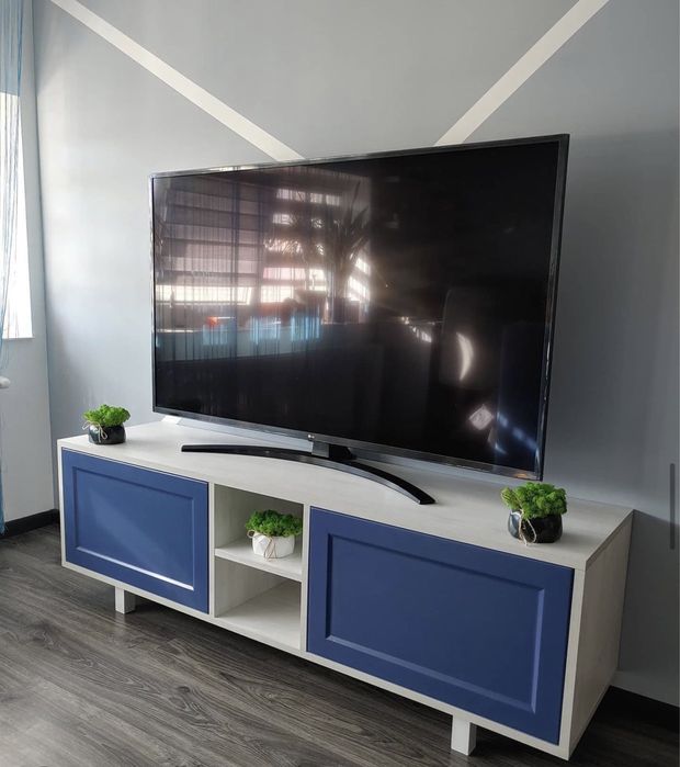 Новая ТВ-тумба