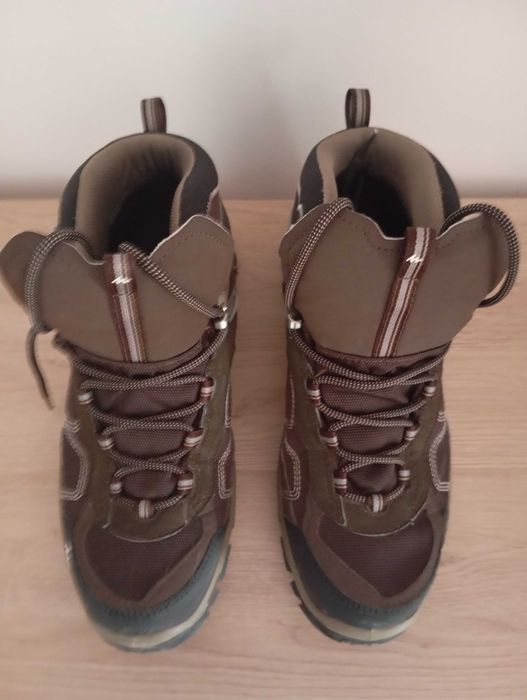 Botas Decathlon Quechua tamanho 43