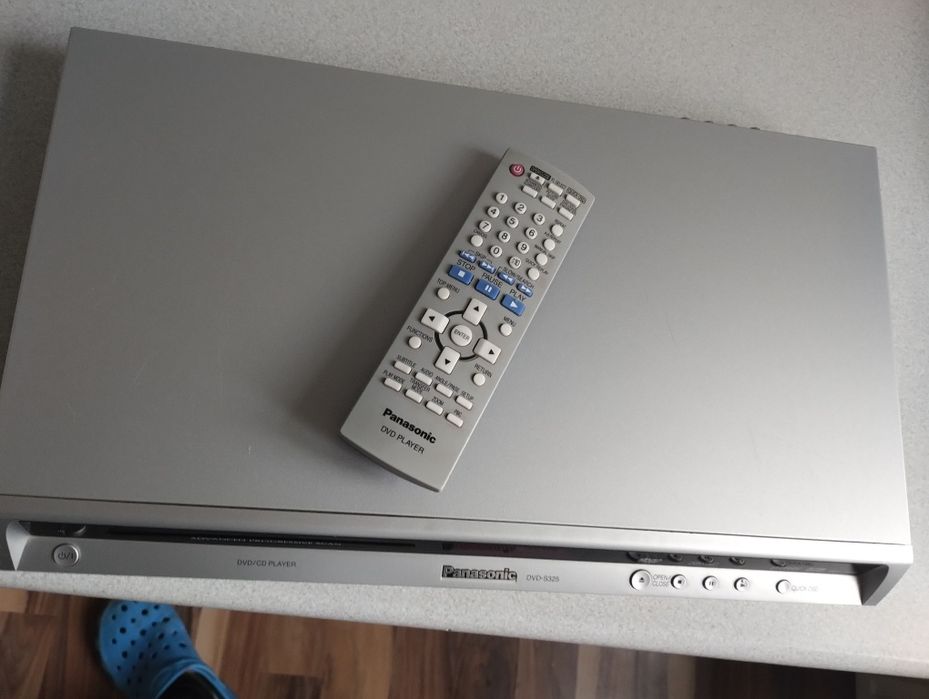 Odtwarzacz DVD Panasonic S325