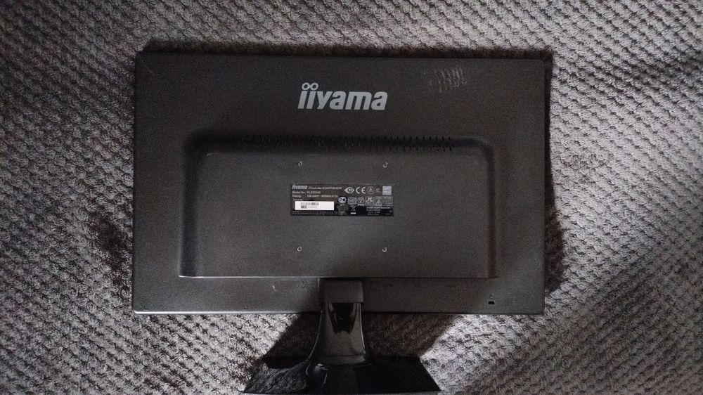 iiyama prolite e2273hds 60 hz 21.5''