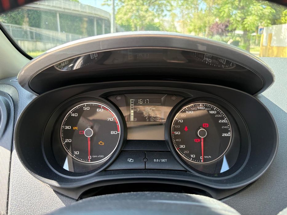 Seat Ibiza FR 1.2tsi com 56000km