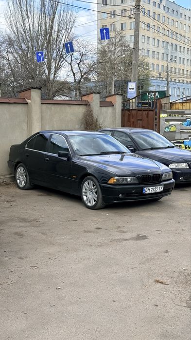 Продам BMW e39 2.5