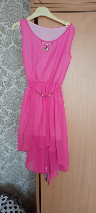 Продам детские нарядные платья