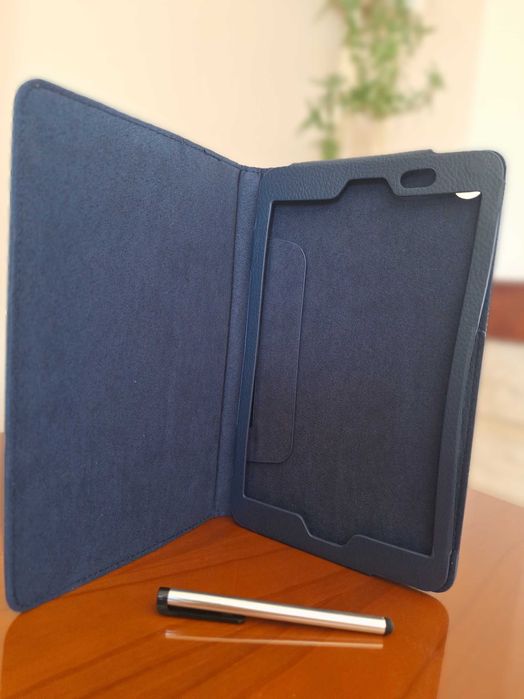 Etui z rysikiem na tablet