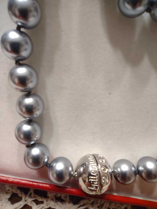 Piękny naszyjnik Millennium 2000