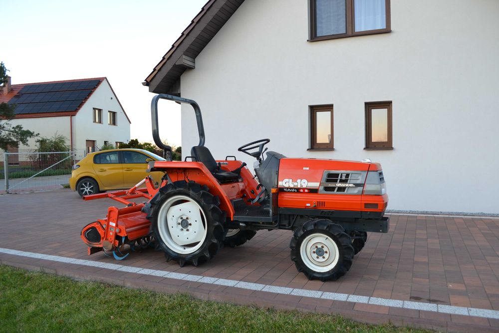 Traktorek japoński mini traktor Kubota W Yanmar japonski