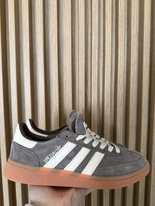 Buty Adidas Spezial brazowe