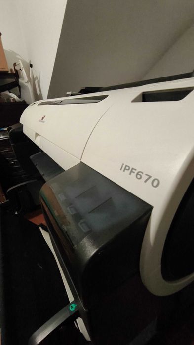 Plotter Canon imagePROGRAF iPF670