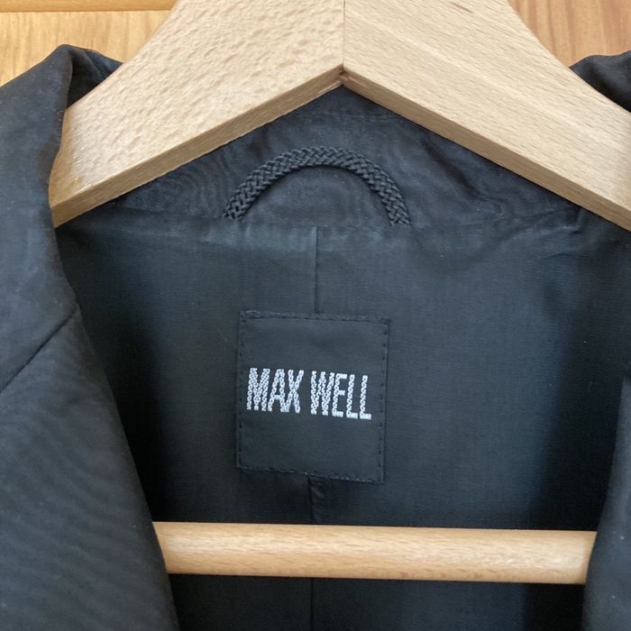 Garsonka Maxwell r. 42