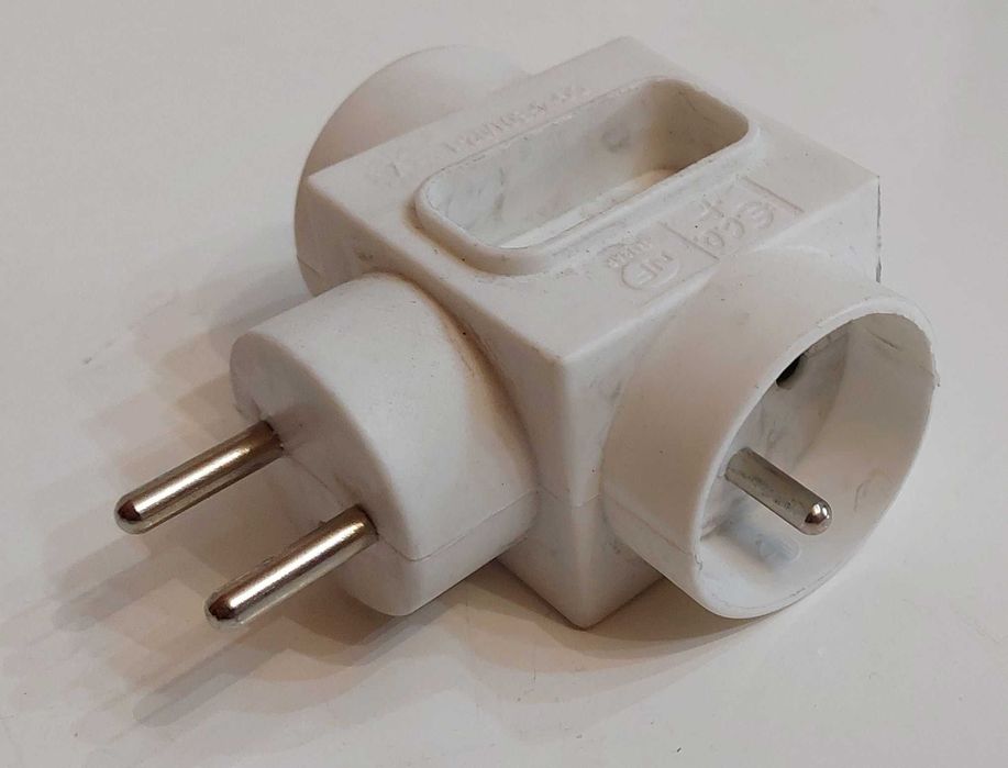 Trojnik sieciowy na 230 V_ 16 A -