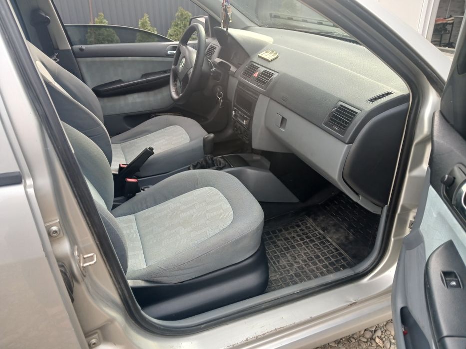 Продам шкода фабія 1.9д.