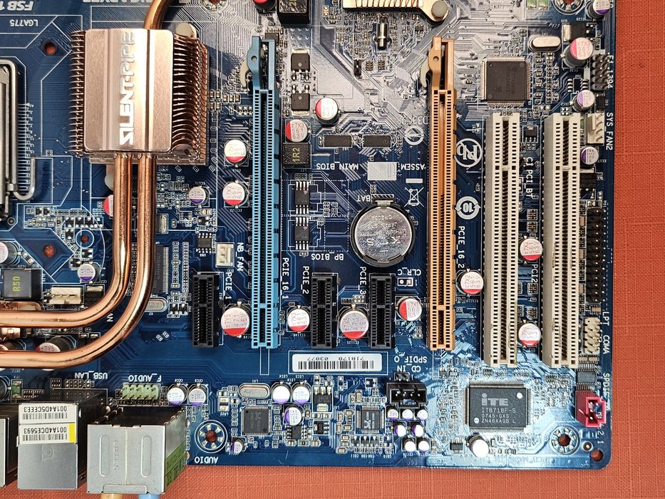 Płyta główna  Gigabyte GA-EP35-DS4,  Intel Core 2 Duo E7500