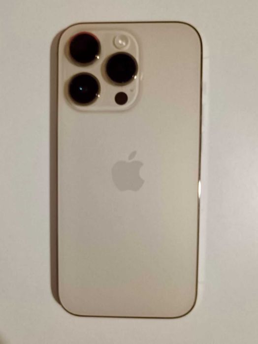 iPhone 14 pro złoty
