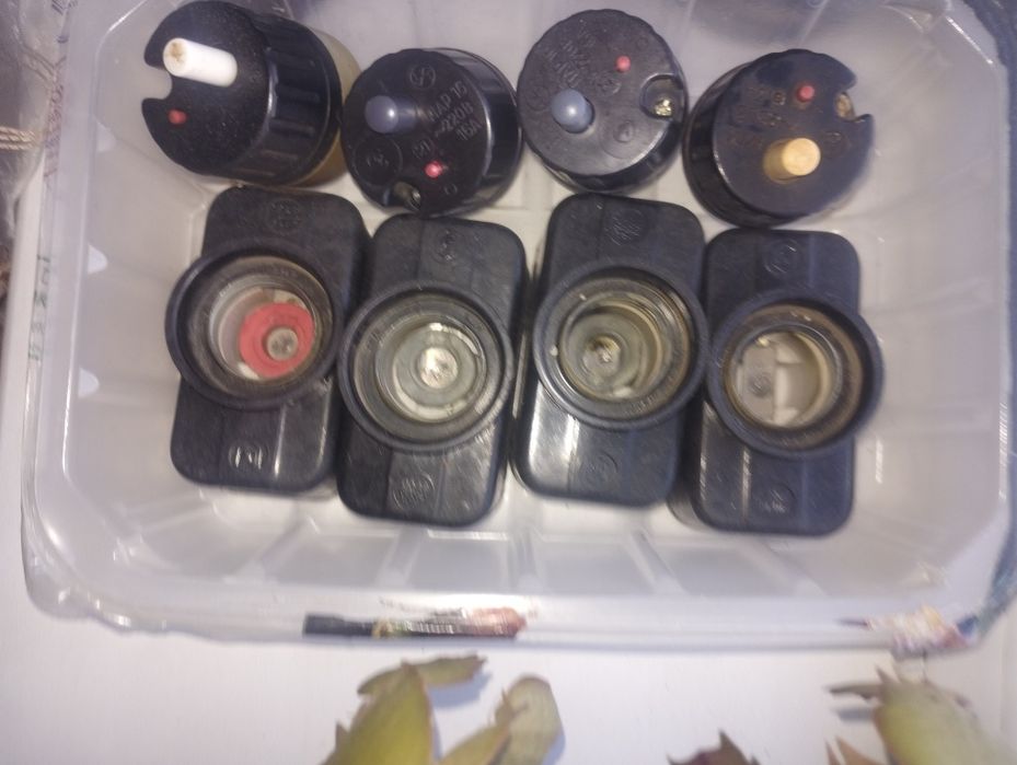 Пробки автоматы с цоколем 16 и 6 ампер