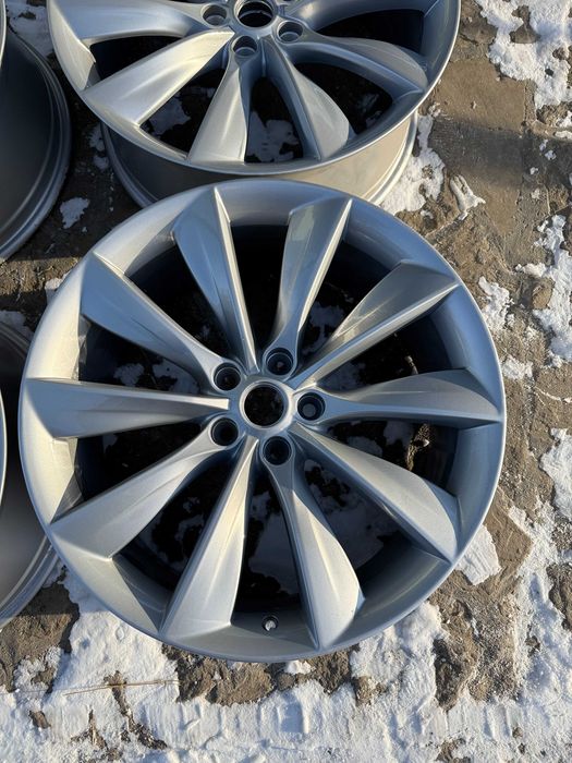 Комплект дисків Tesla Model S 5/120 R21x8.5J Диски Тесла еска