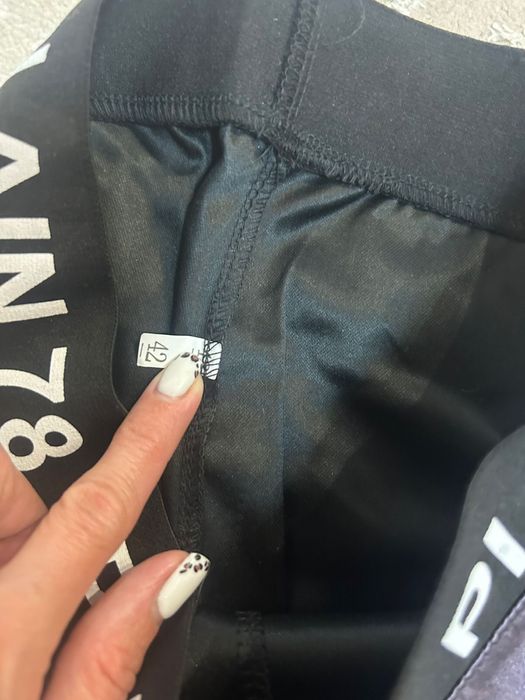 Продам джинсы на девочку