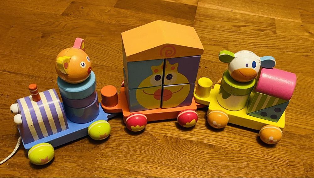 Drewniany wesoly pociag Boikido