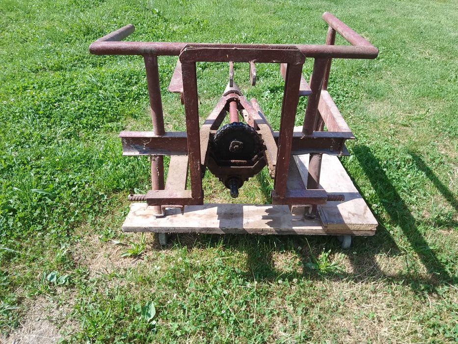 Świdr do łupania drzew