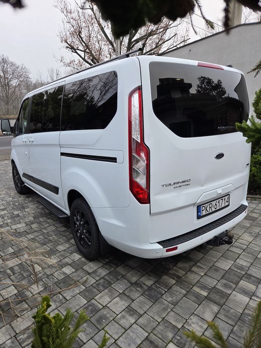 Ford custom ernst+onig 9osob