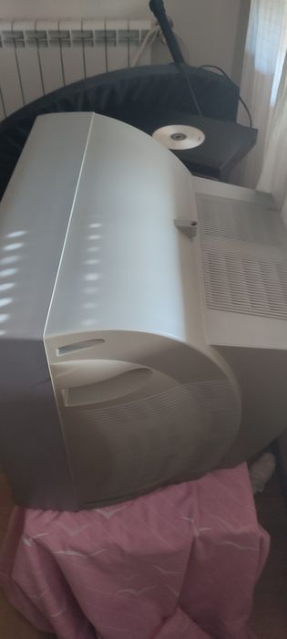 Televisão a funcionar