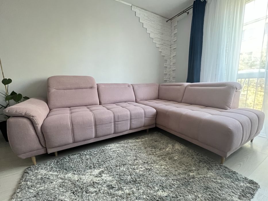 Kanapa narożna wysuwana elektrycznie