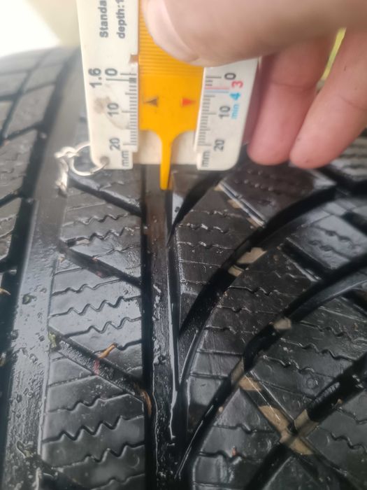 5x108 225/40R19 cali koła zimowe PUMA ST FOCUS RS ST stan bdb.