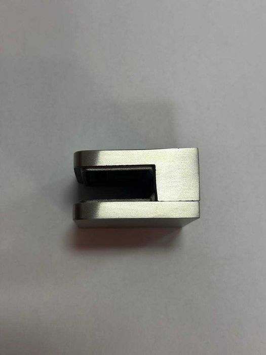 Тримач скла нж S.S.316 під скло 6-10мм з кріпленням до плоскої поверхн