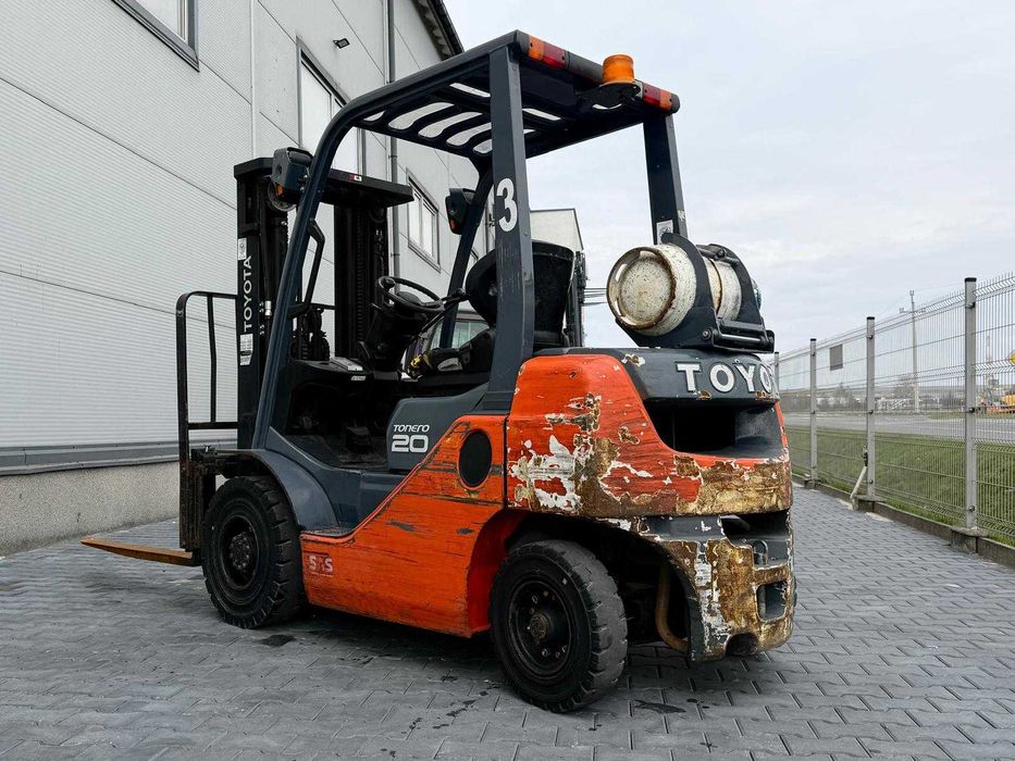 Wózek widłowy TOYOTA 02-8FGF20,Gaz, Triplex Wolny Skok, 2018r