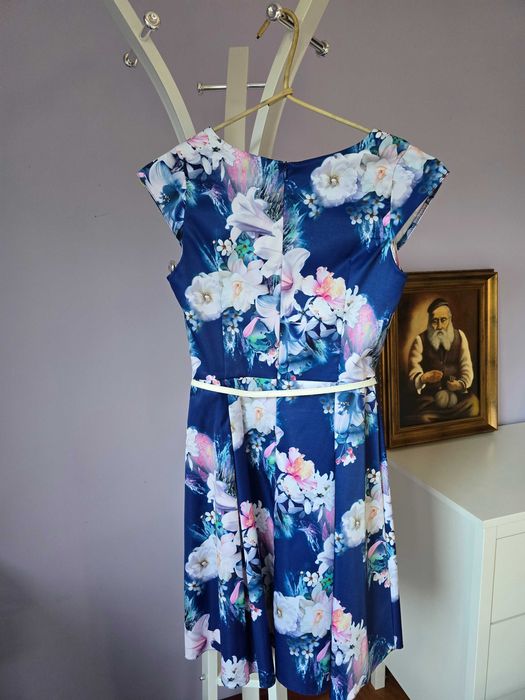 Sukienka elegancka