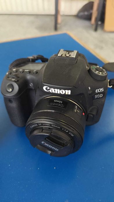 Canon EOS 90D Kit 18-135mm IS USM + Lente 50mm f/1.8 STM usado