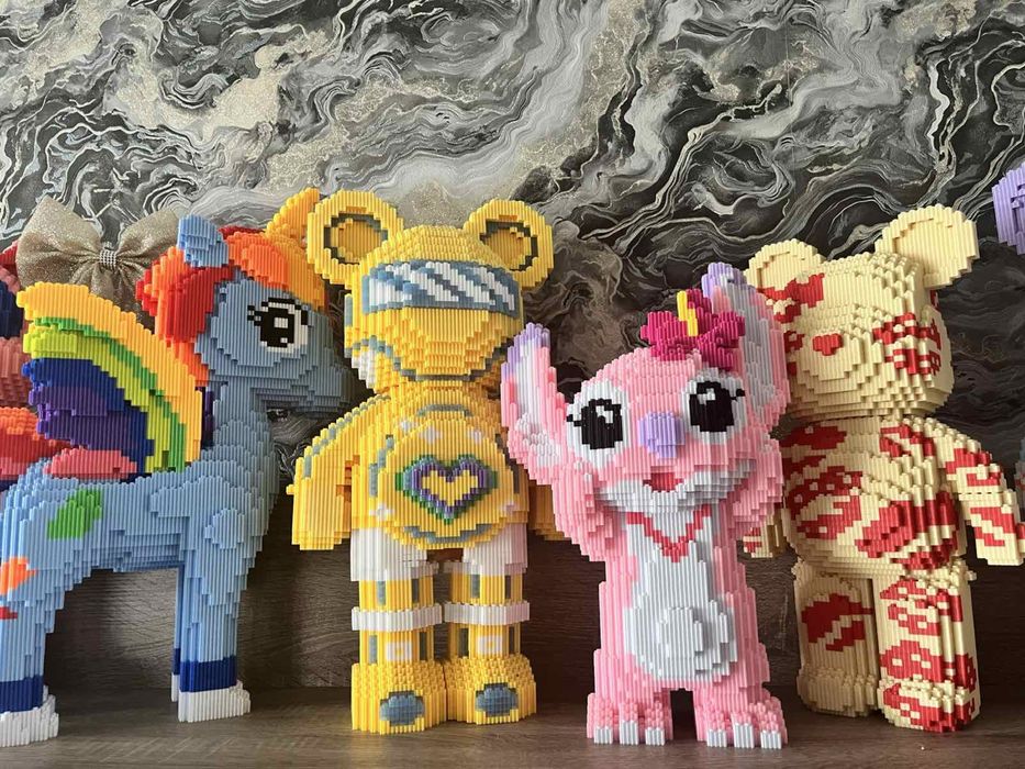 Конструктор із блоків Magic Blocks Зайчик "Діджей" Мишки из миниблоков